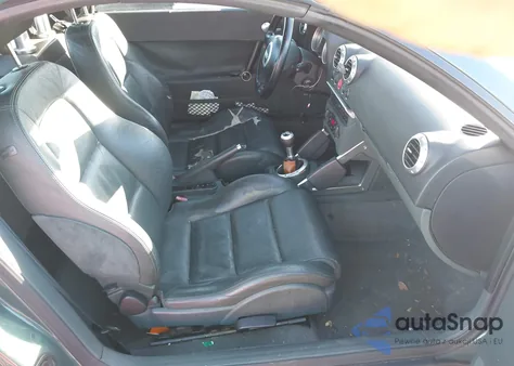 2001 Audi Tt из США, поврежденный, VIN TRUTC28N011001635